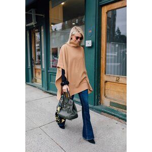 Dudley Stephens Poncho Turtleneck Fleece XS/S Charcoal Gray Cozycore Minimalist